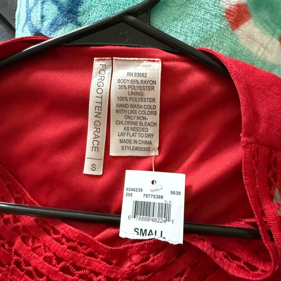 Forgotten Grace Red Sleeveless Crochet Dress - Picture 3 of 4